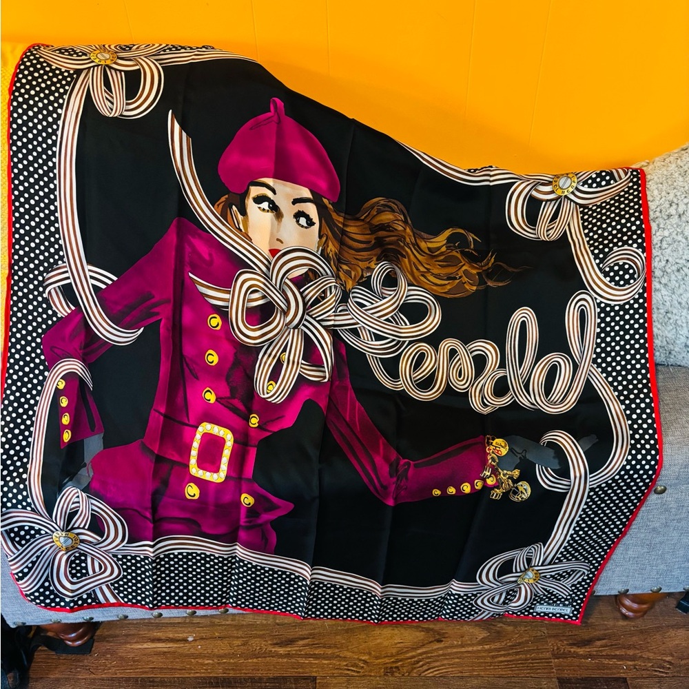 Henri Bendel Black and Pink Scarf